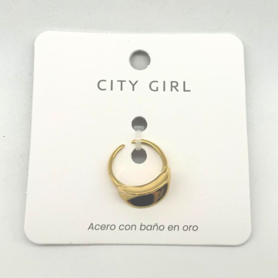 ANILLO DE ACERO BAÑADO EN ORO CITY GIRL (PAQUETE X 12 UNID.) C-06