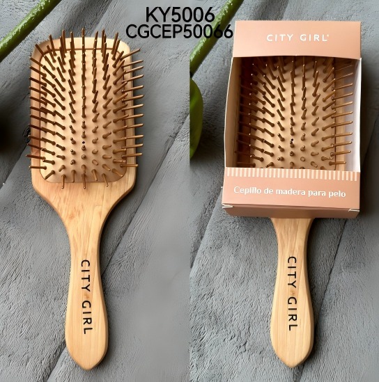 CEPILLO DE MADERA CLARITA CITY GIRL KY5006*96